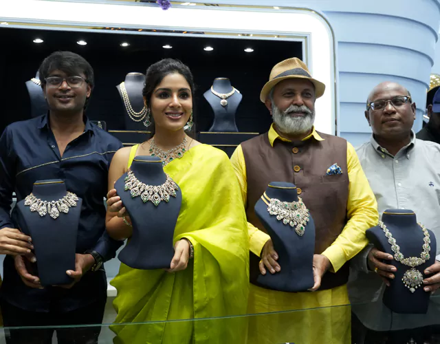 Samyuktha Menon Inaugurated Ladia Lab Grown Diamonds Photos